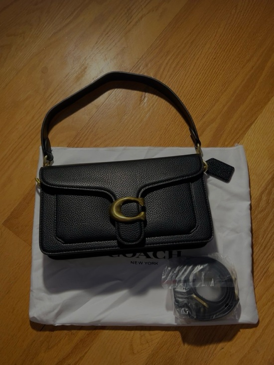 Coach Handbags - Coach Black Pebbled Leather Shoulder Bag with Gold C Clasp